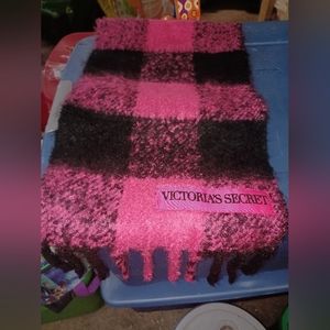 NWOT Victoria's Secret Scarf